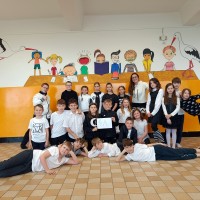 Bláznivý pátek - Černobílý den