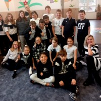 Bláznivý pátek - Černobílý den