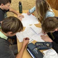 Matematicko-fyzikální soutěže Náboj Junior