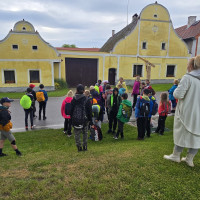 Expedice do Holašovic (4.B)