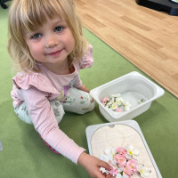 Lekce smyslového hraní ve třídě Krtečků a Sluníček