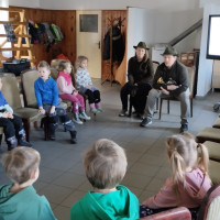 Návštěva myslivny Sluníčka a Včelky